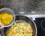 Foto del paso 3 de la receta: Curry de pollo (sin leche de coco)