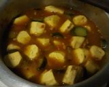 A picture of step 4 of Banana stew.