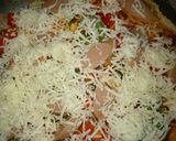 Foto langkah ke 3 dari resep Pan Pizza bolognese.