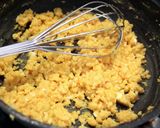 A picture of step 4 of One Pan Tri-colour Miso Soboro Rice Bowl.