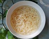 Hình bước làm 1 của món Mì chay sốt dầu mè