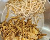 Hình bước làm 2 của món Canh măng mực