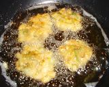A picture of step 6 of Corn Fritters.