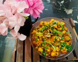 A picture of step 12 of Gobhi Matar Masala.