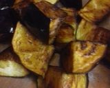 A picture of step 1 of Fried brinjal.