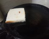 A picture of step 4 of Cream Jam Sandwich.