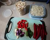 Foto langkah ke 1 dari resep Teri Medan Kacang Balado.