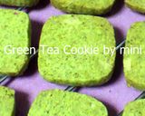 A picture of step 3 of DIY Matcha Tea Powder from Tea Leaves.