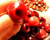 A picture of step 1 of Cherry Jam (Confiture de Cerises).