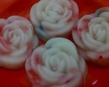 Foto langkah ke 4 dari resep Agar mozaik mawar.