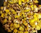 A picture of step 4 of Yellow Squash Bake.