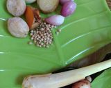 Foto langkah ke 2 dari resep Soto ceker mpasi 12MO.