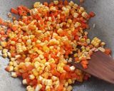 Foto langkah ke 1 dari resep Sup jagung wortel telur.