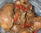 Foto langkah ke 5 dari resep Ayam kecap bawang bombay.