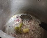 A picture of step 2 of Shaljam chicken.