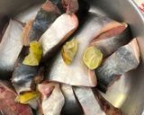 Foto langkah ke 1 dari resep 509. Pindang Patin Sambal Nanas Palembang #KhasNusantara.