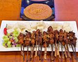 A picture of step 12 of Singaporean Chicken Satay with Peanut gravy.