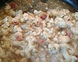 A picture of step 5 of Cauliflower salad with German intentions.
