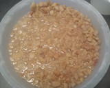 A picture of step 1 of Cracklin Cornbread.