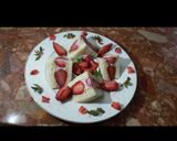 Une image de l'étape 2 de Sandwiche de pain de mie aux fraises.