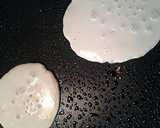A picture of step 2 of Simple pancakes.