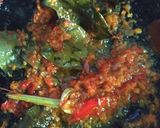 Foto langkah ke 3 dari resep Ayam pedas campur tahu.