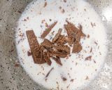 A picture of step 3 of Chocolate Payesh kheer.