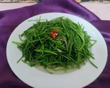 薑絲炒水蓮的食譜步驟4照片
