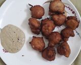 A picture of step 2 of Mysore bhajji.