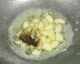 A picture of step 1 of Green Peas and Fresh Mint Leaves Soup.