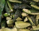 Фото кроку 1 до Салат з огірків на зиму 🥒.