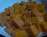 Foto langkah ke 1 dari resep Pumpkin Soup.
