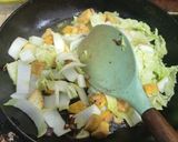 Foto langkah ke 5 dari resep Tumis Sawi Putih dan Tahu.