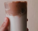 Foto langkah ke 3 dari resep Dalgona Coffee instan.