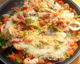 Foto del paso 3 de la receta: Paella de marisco y pescado