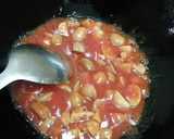 A picture of step 3 of Spaghetti with mushroom#themechallenge.
