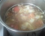 A picture of step 5 of Egg, Tomato, and Malony Noodle Soup.
