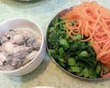 A picture of step 3 of Oyishi Japanese Noodle Soup.