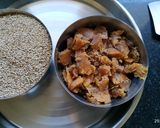 તલ ની ચિક્કી (Til Chikki Recipe In Gujarati) રેસીપી સ્ટેપ1ફોટો