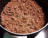 A picture of step 1 of Hamburger Stroganoff.