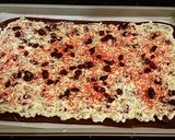 A picture of step 6 of Cranberry Crispy Bark.
