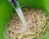 A picture of step 2 of supper easy spaghetti.