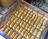 Foto langkah ke 10 dari resep Kastengel Keju Renyah tanpa timbangan.