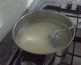 A picture of step 5 of 2 flat desert :) limonlu irmikli muhallebi (lemon desert).