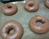 A picture of step 8 of Easy Chocolate Bagels.