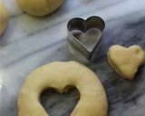 A picture of step 4 of Easy in a Bread Maker Heart-shaped Doughnuts.