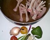 A picture of step 1 of Vanilla stew chicken foot.