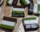Foto langkah ke 3 dari resep Lapis Coklat Pandan Trio.