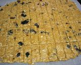 A picture of step 5 of Macrobiotic Granola Bar.