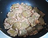 A picture of step 5 of Sweet and Salty Konnyaku and Tarako Butter Stir Fry.